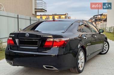 Седан Lexus LS 2009 в Ужгороде