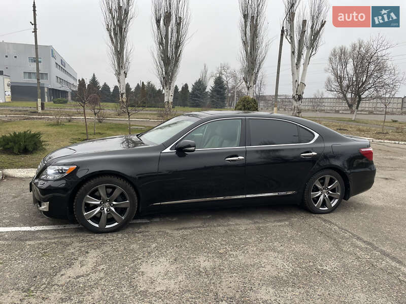 Седан Lexus LS 2012 в Днепре