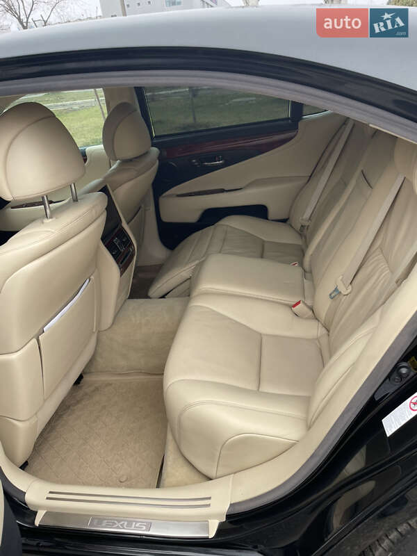 Седан Lexus LS 2012 в Днепре