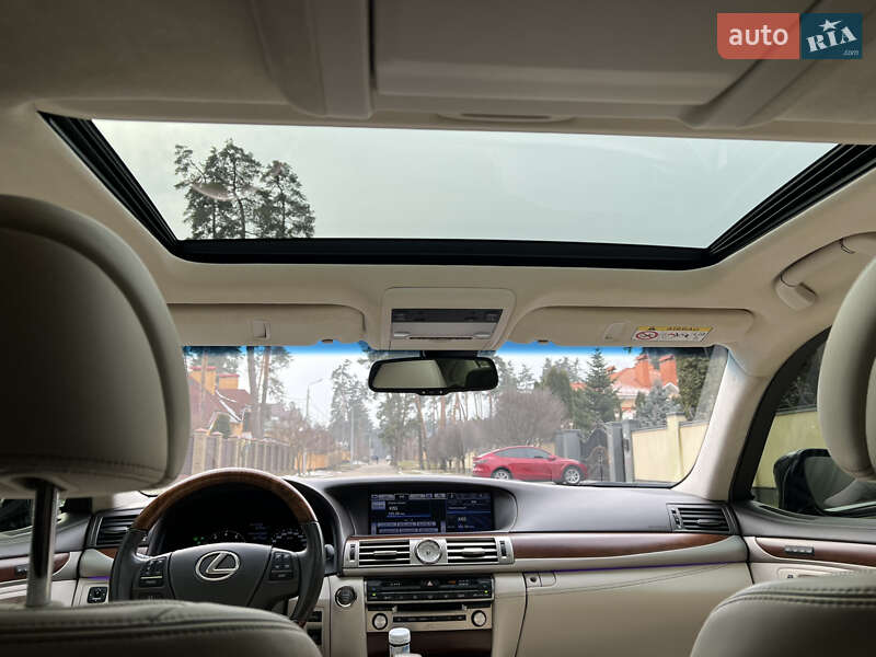 Седан Lexus LS 2014 в Черкасах