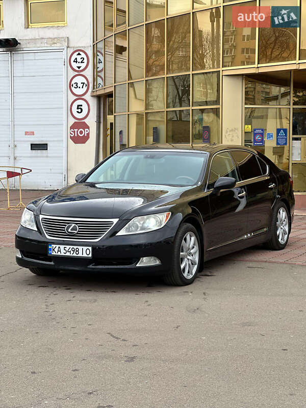 Седан Lexus LS 2007 в Києві