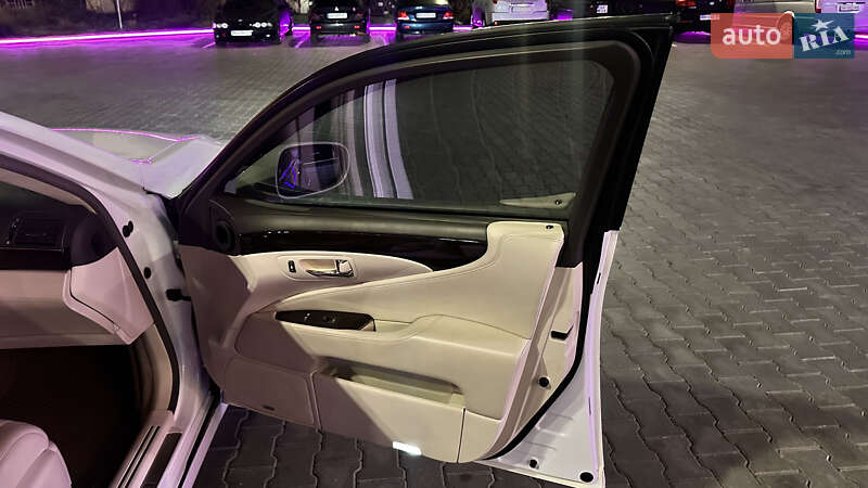 Седан Lexus LS 2007 в Одессе
