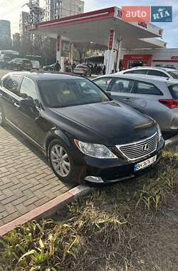 Седан Lexus LS 2008 в 