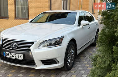 Седан Lexus LS 2013 в 