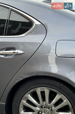 Седан Lexus LS 2014 в Києві