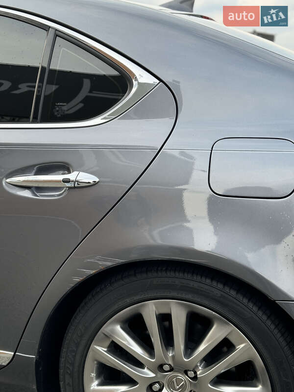 Седан Lexus LS 2014 в Киеве