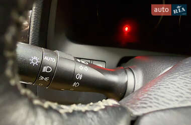 Седан Lexus LS 2012 в Умани