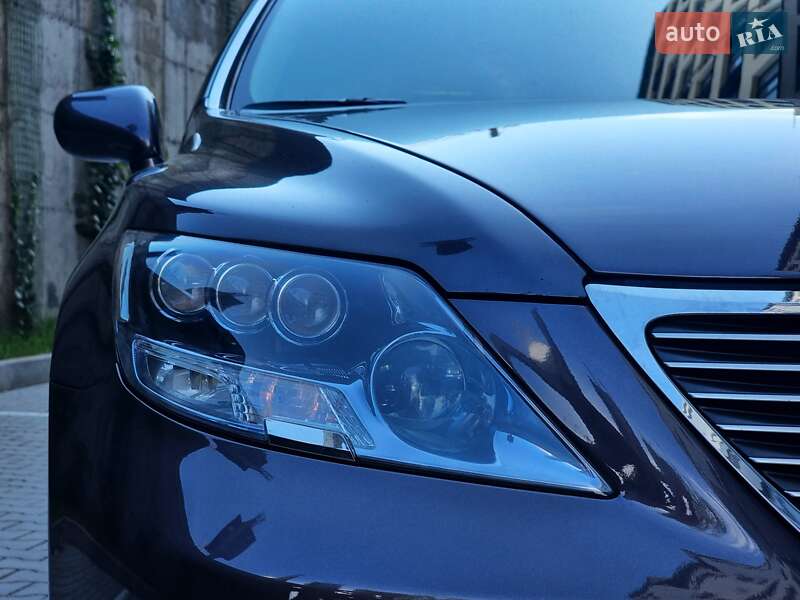 Седан Lexus LS 2007 в Хмельницком