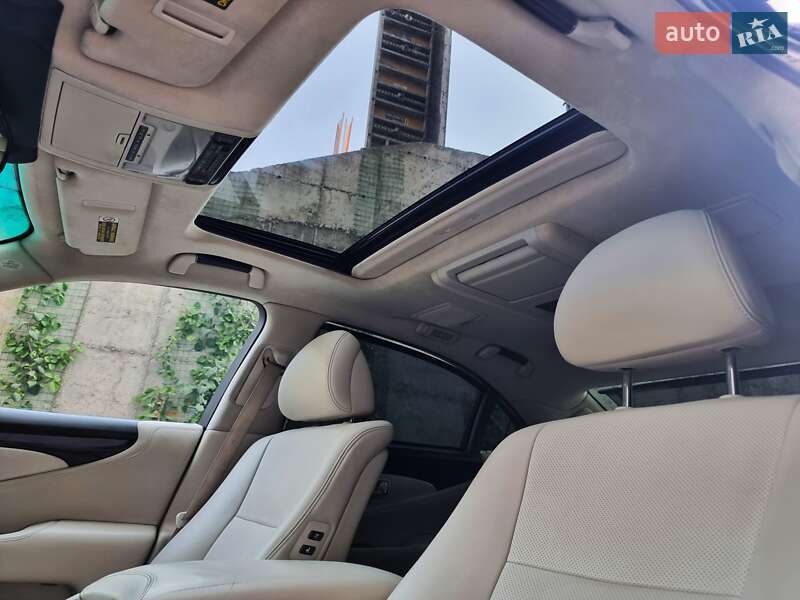 Седан Lexus LS 2007 в Хмельницком