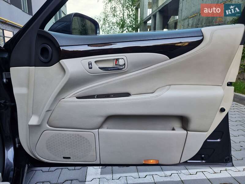 Седан Lexus LS 2007 в Хмельницком