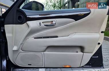 Седан Lexus LS 2007 в 
