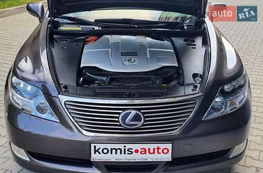 Седан Lexus LS 2007 в 