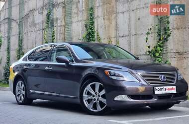 Седан Lexus LS 2007 в 
