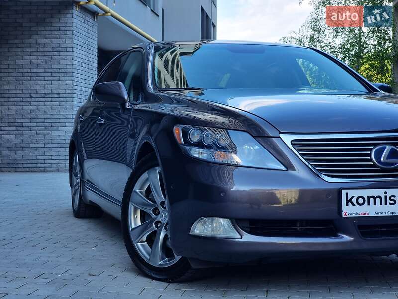 Седан Lexus LS 2007 в Хмельницком