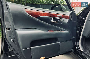 Седан Lexus LS 2007 в 