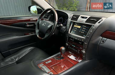 Седан Lexus LS 2007 в 