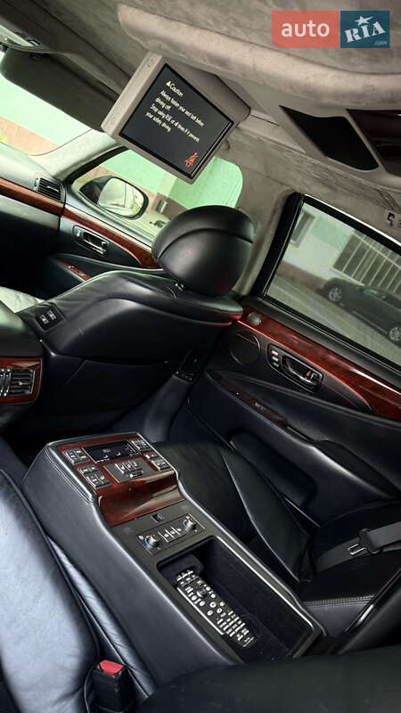 Седан Lexus LS 2007 в Киеве