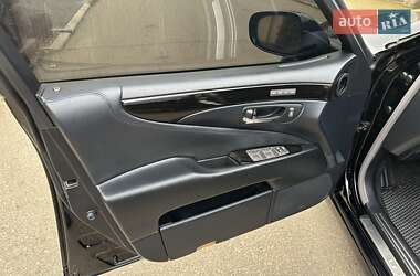 Седан Lexus LS 2010 в 