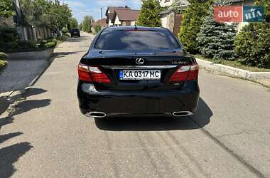 Седан Lexus LS 2010 в 