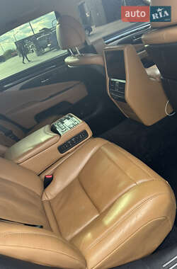 Седан Lexus LS 2013 в 