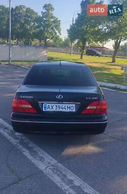 Седан Lexus LS 2003 в 
