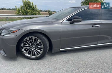 Седан Lexus LS 2019 в Киеве
