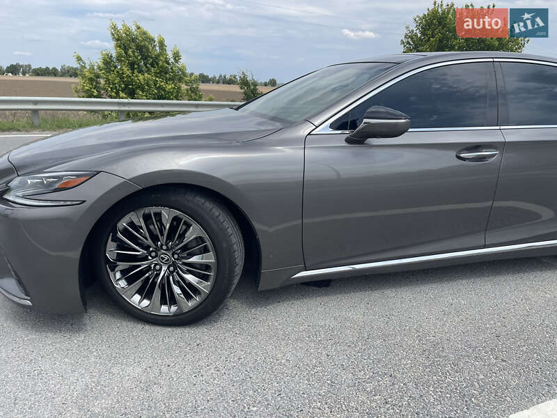 Седан Lexus LS 2019 в Киеве