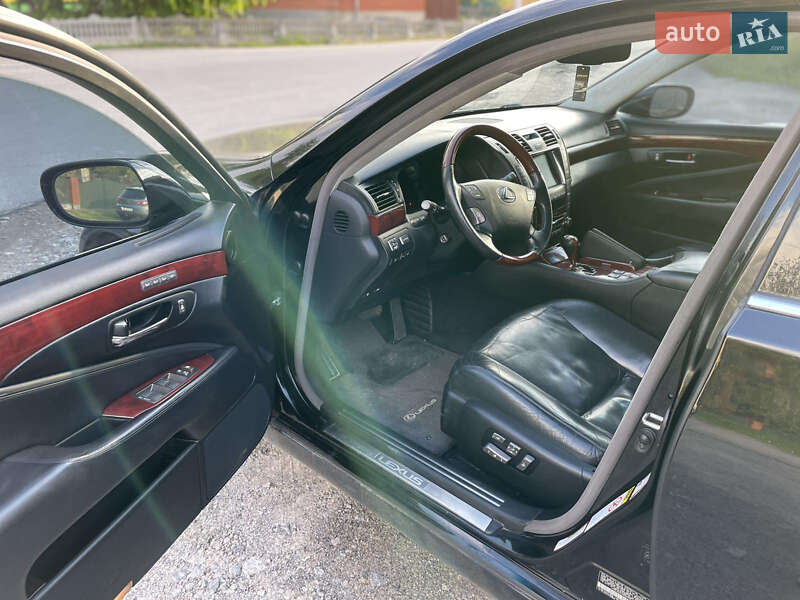 Седан Lexus LS 2007 в Вінниці