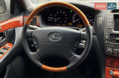 Седан Lexus LS 2003 в 
