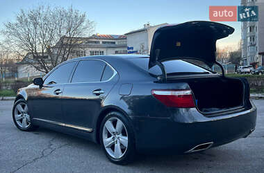 Седан Lexus LS 2007 в 