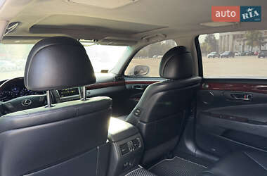 Седан Lexus LS 2008 в 