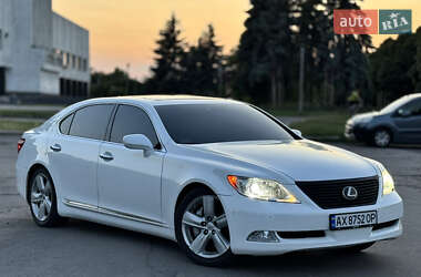 Седан Lexus LS 2008 в Сумах