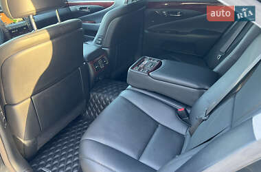 Седан Lexus LS 2008 в 