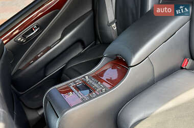 Седан Lexus LS 2007 в 