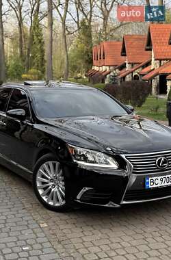 Седан Lexus LS 2013 в 