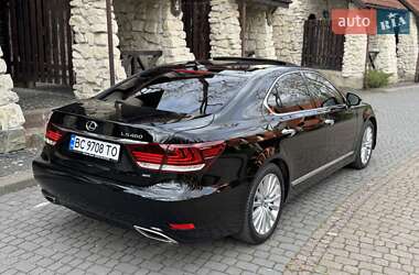 Седан Lexus LS 2013 в 