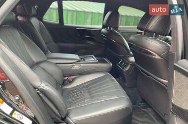 Седан Lexus LS 2018 в 