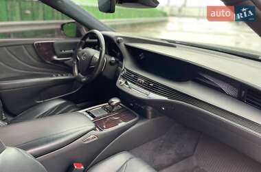 Седан Lexus LS 2018 в 