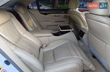 Седан Lexus LS 2007 в 