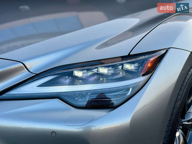 Седан Lexus LS 2021 в Одесі