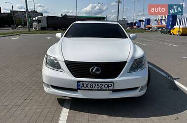 Седан Lexus LS 2008 в 
