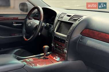 Седан Lexus LS 2008 в 