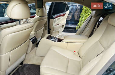 Седан Lexus LS 2007 в 