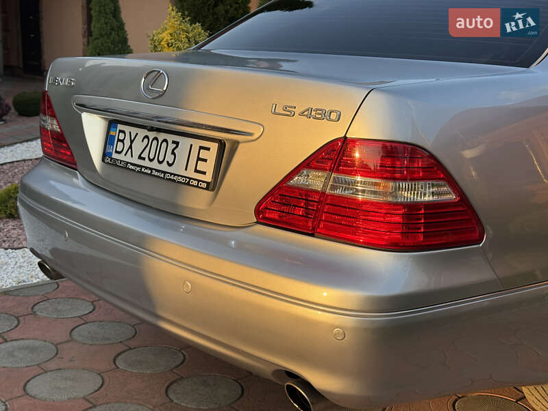 Седан Lexus LS 2004 в Вараше
