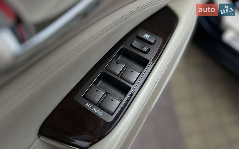 Седан Lexus LS 2007 в Львове