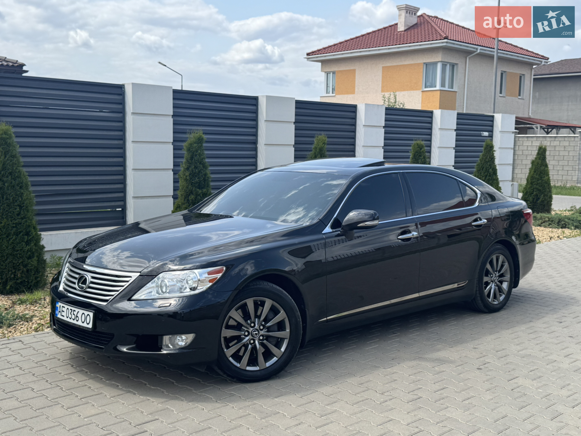 2011 Lexus LS - мініатюра 4