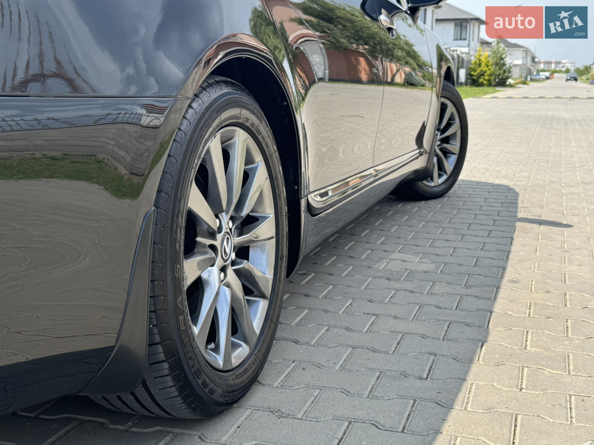 2011 Lexus LS - мініатюра 62