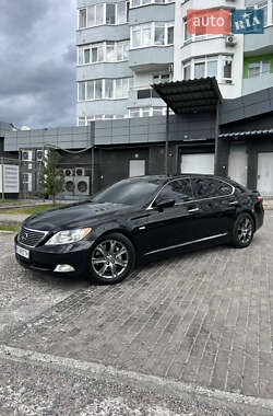 Седан Lexus LS 2007 в Львові