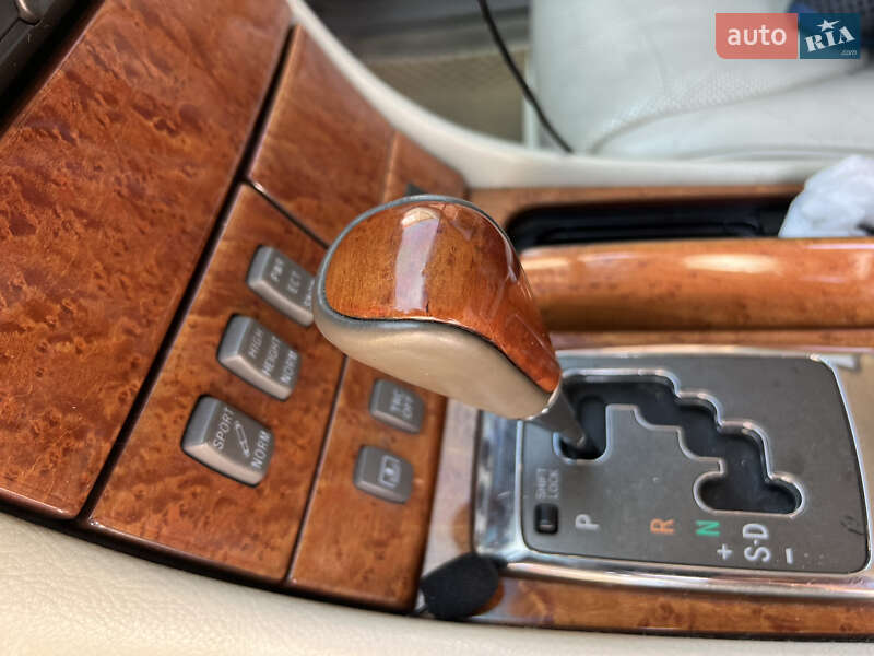 Седан Lexus LS 2003 в Запорожье