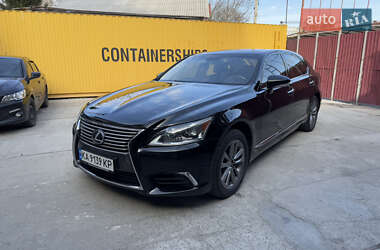Седан Lexus LS 2012 в Умані